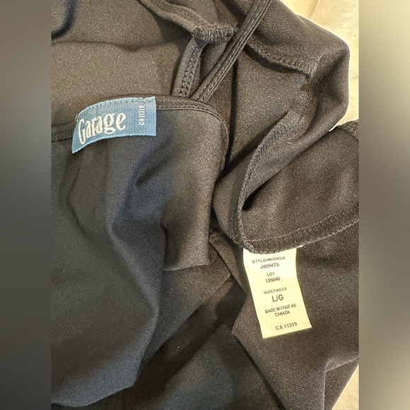 Garage Black Sleek Scoop Cami Top Size Large - Picture 5 of 5